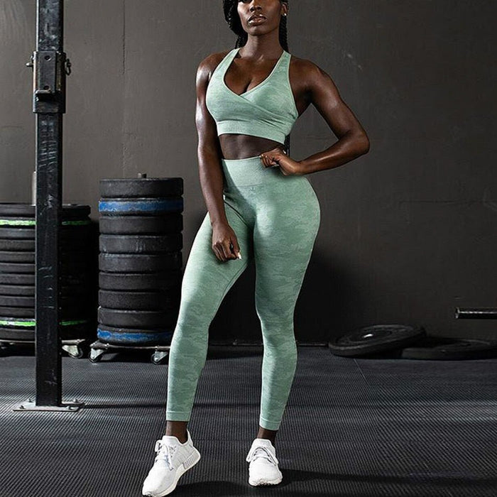 CamoFit Sports Bra & Leggings Gym Set - Flamin' Fitness